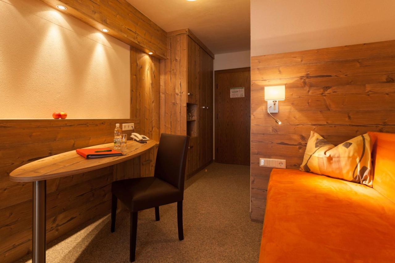 Hotel Talhof Garni&More In Waengle Bei Ройтте Екстер'єр фото