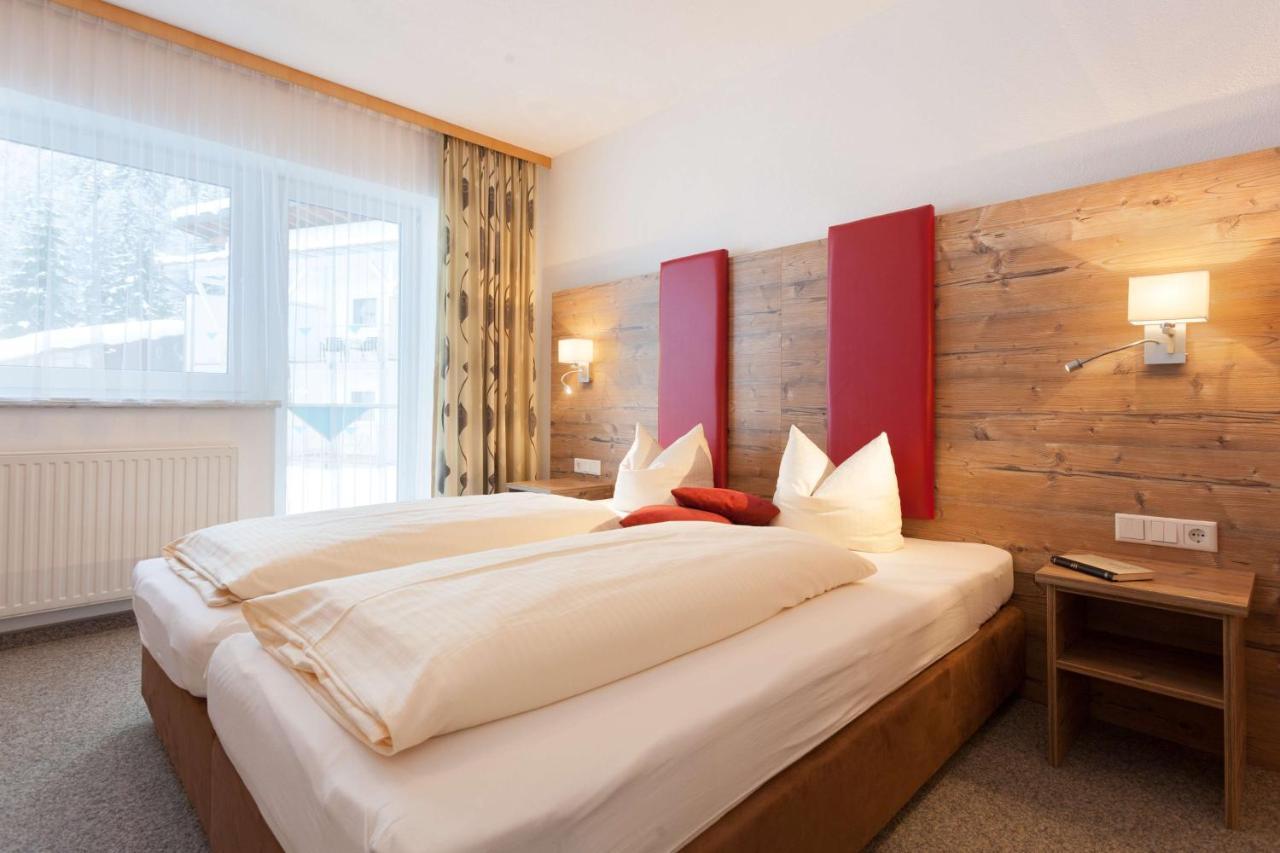 Hotel Talhof Garni&More In Waengle Bei Ройтте Екстер'єр фото