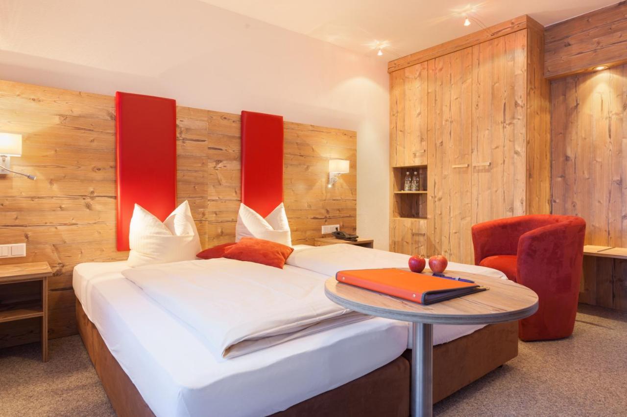 Hotel Talhof Garni&More In Waengle Bei Ройтте Номер фото